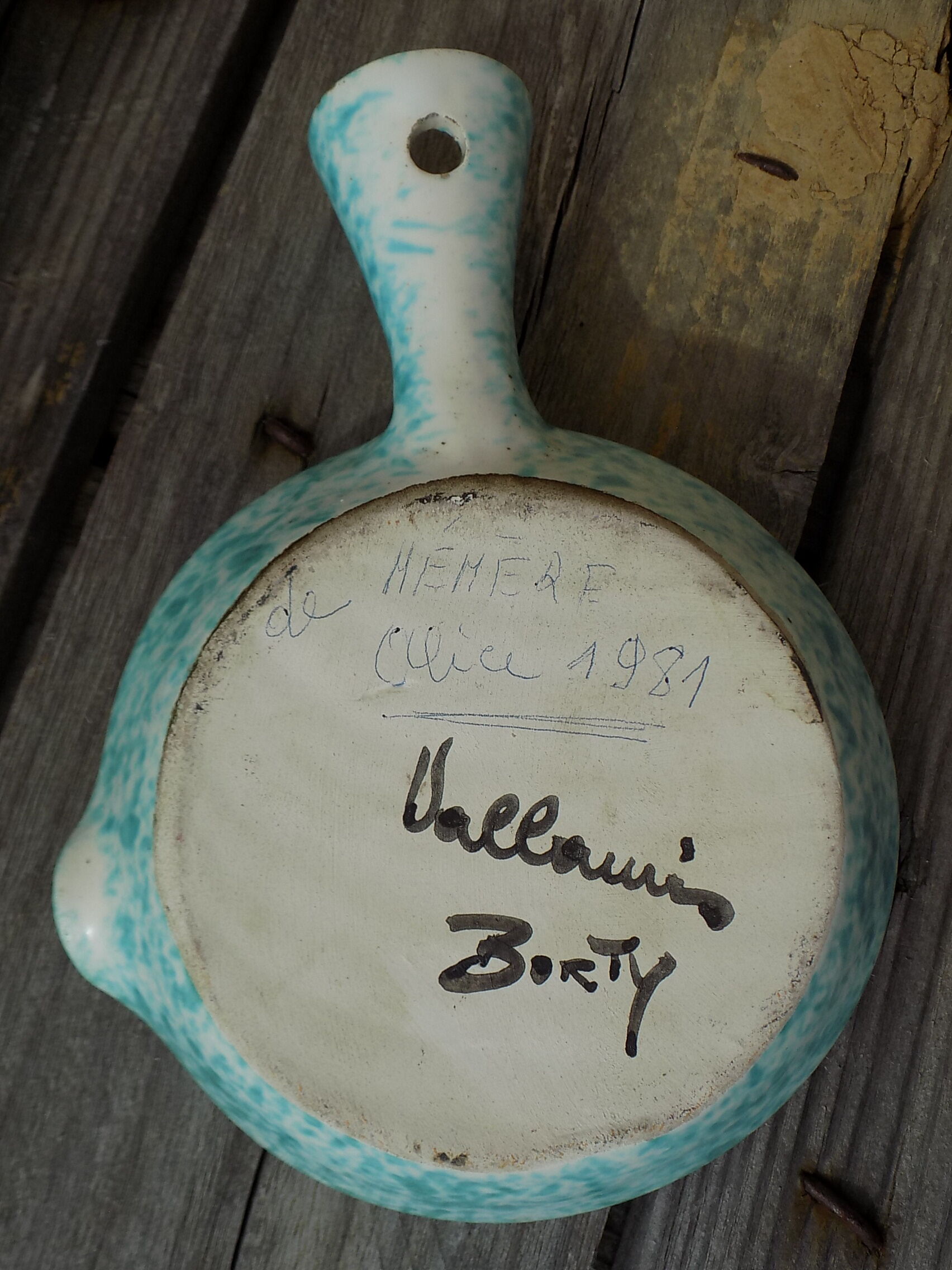 Vallauris fondue pot signed Borty, 1960s