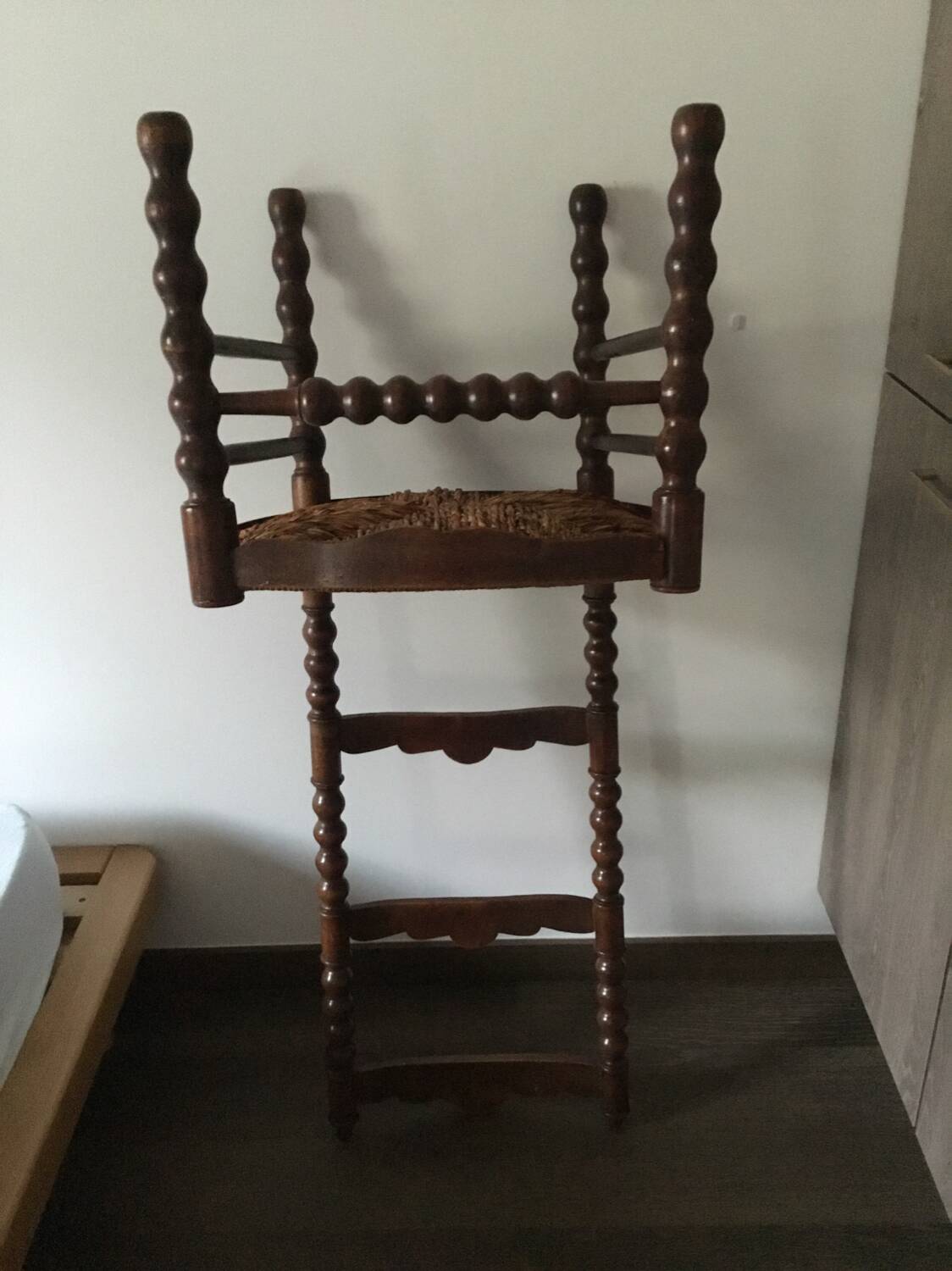 Nursing chair