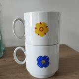 Set of 2 vintage porcelain mugs