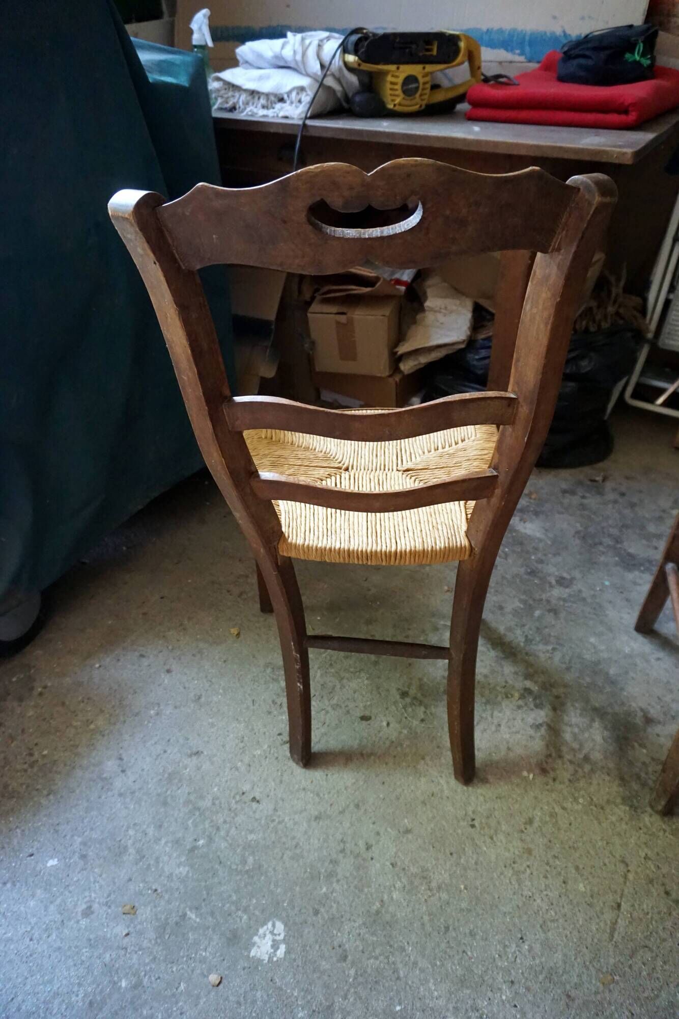 4 chaises paillées
