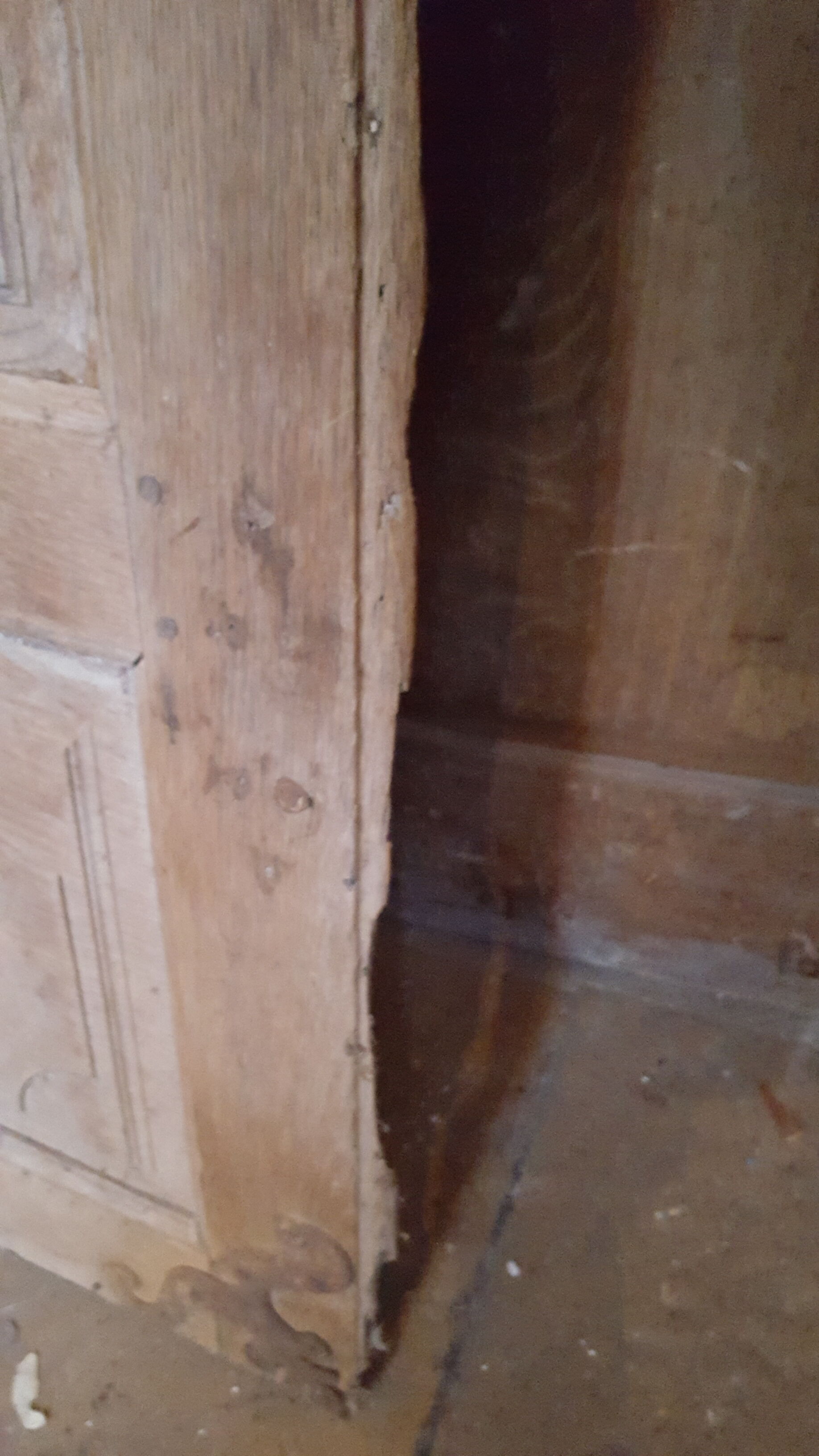 Old door eighteenth coffered fittings