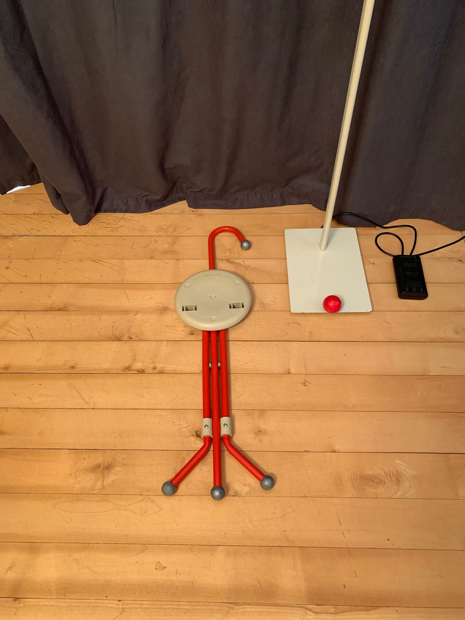 Memphis folding chair by Ivan Loss, Ulisse, Italy, 1980s