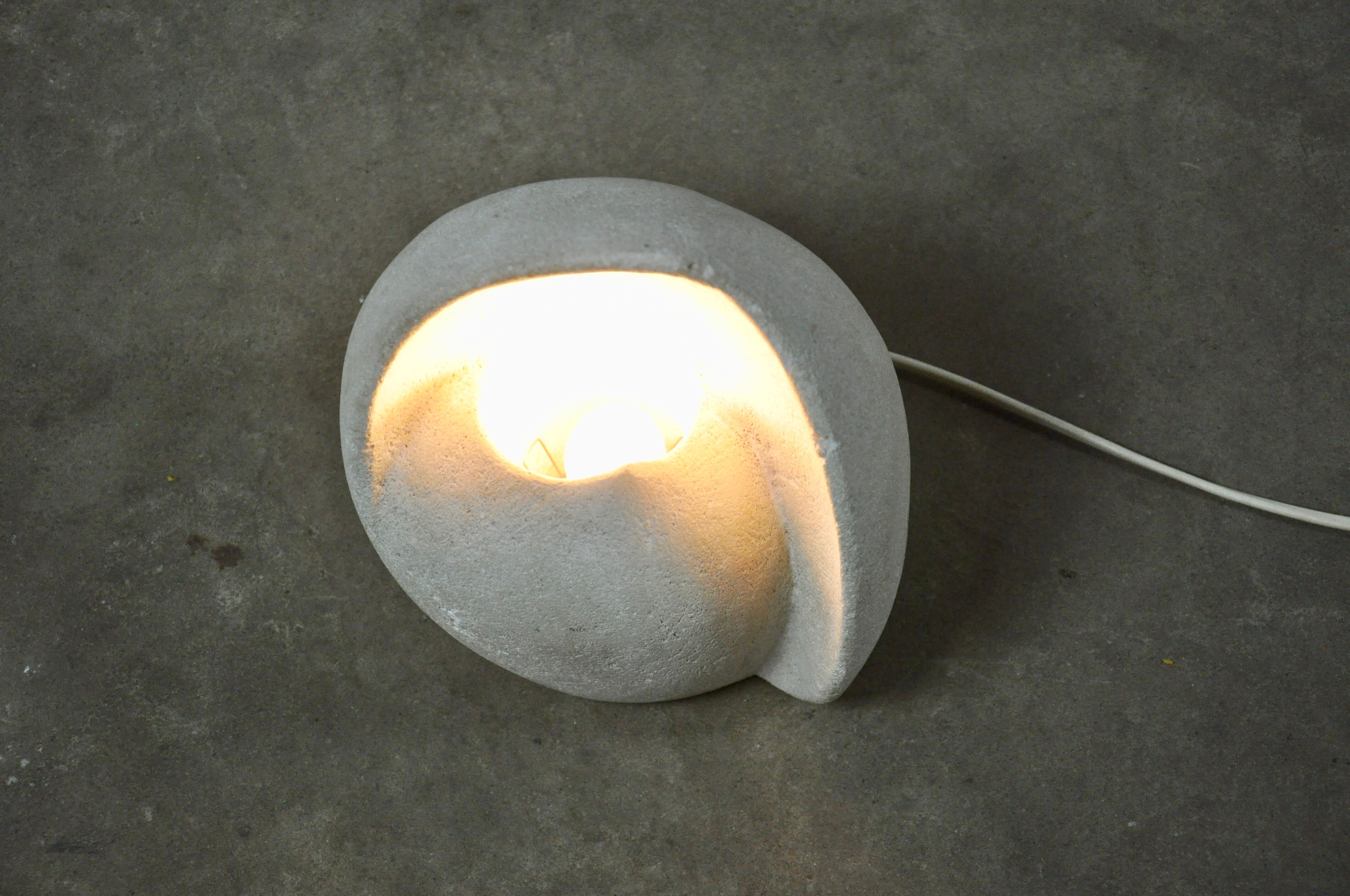 Travertine lamp 1972's