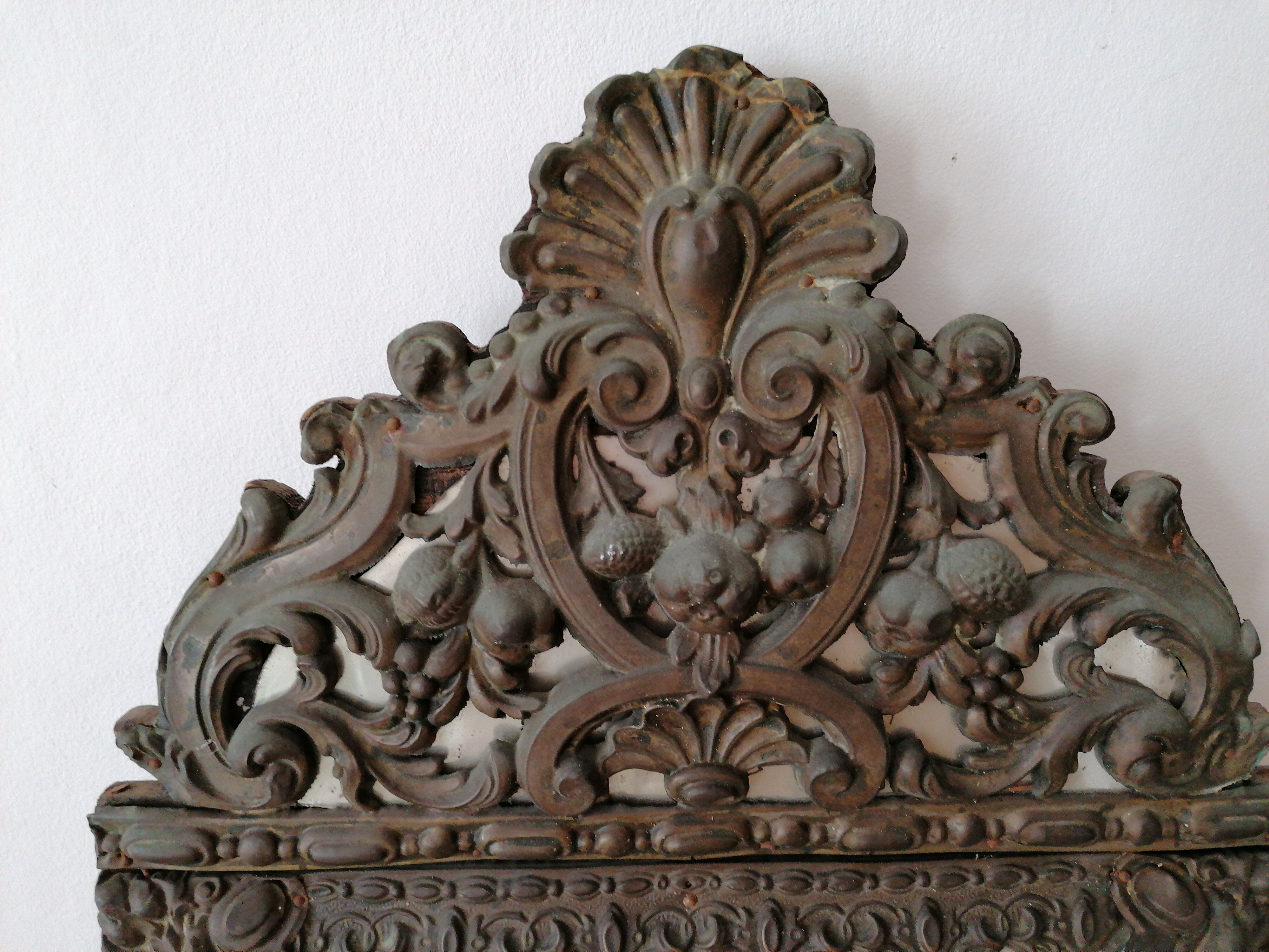 Beveled mirror  59x32cm