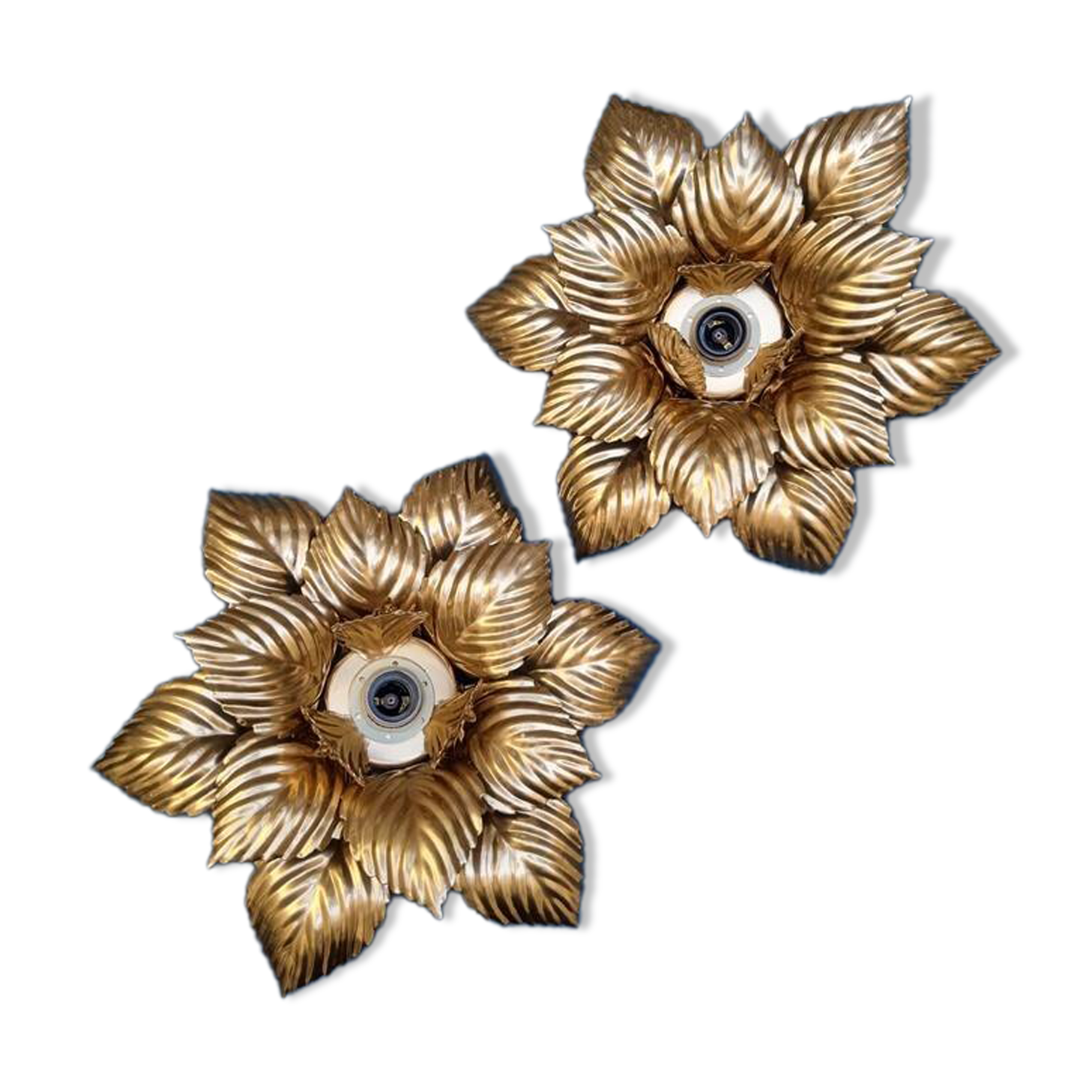 Pair of Masca flower wall lights in gold metal