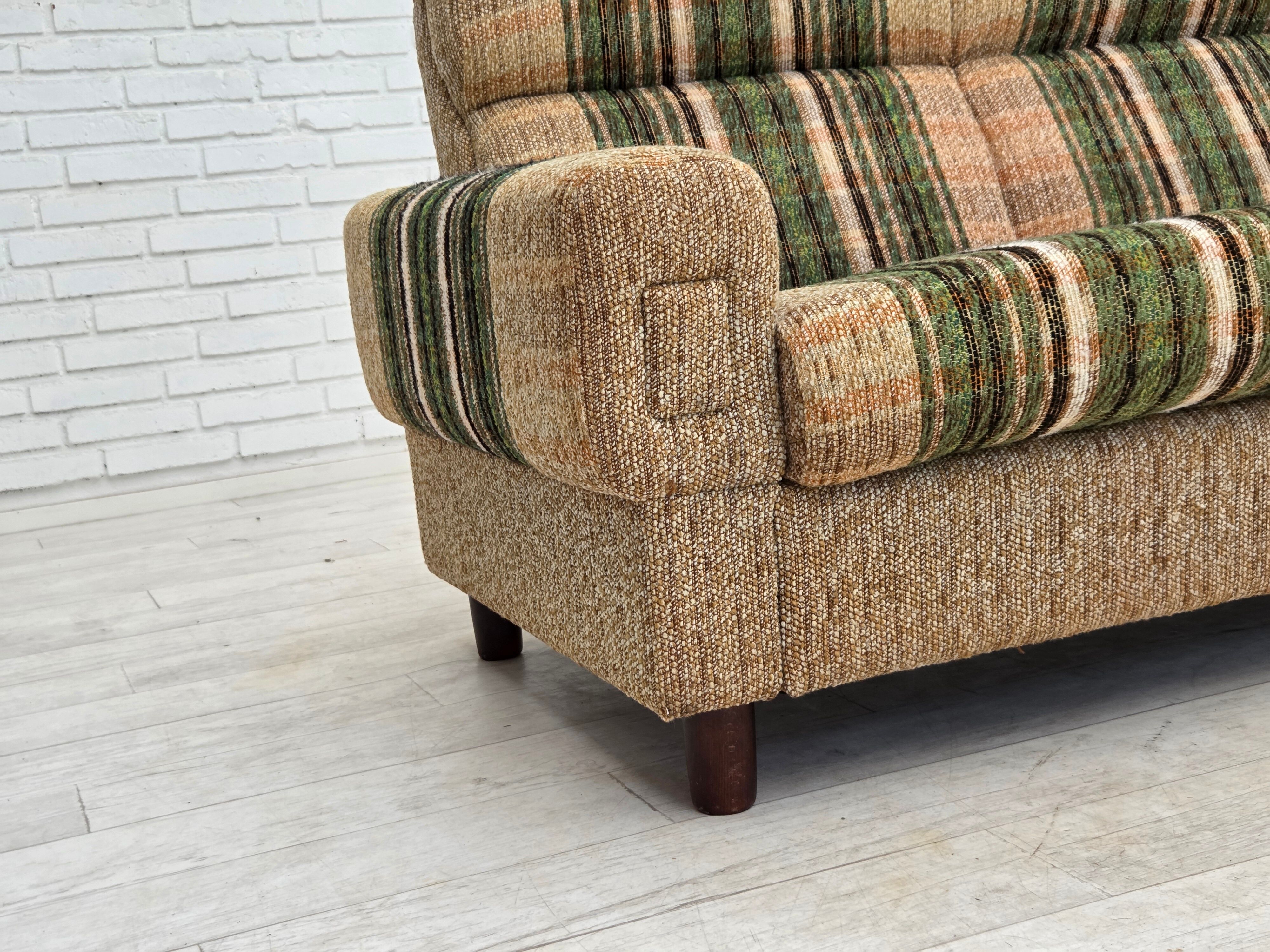 1980s, Danish 2-seater sofa by Nisbo Horsens, furniture wool.