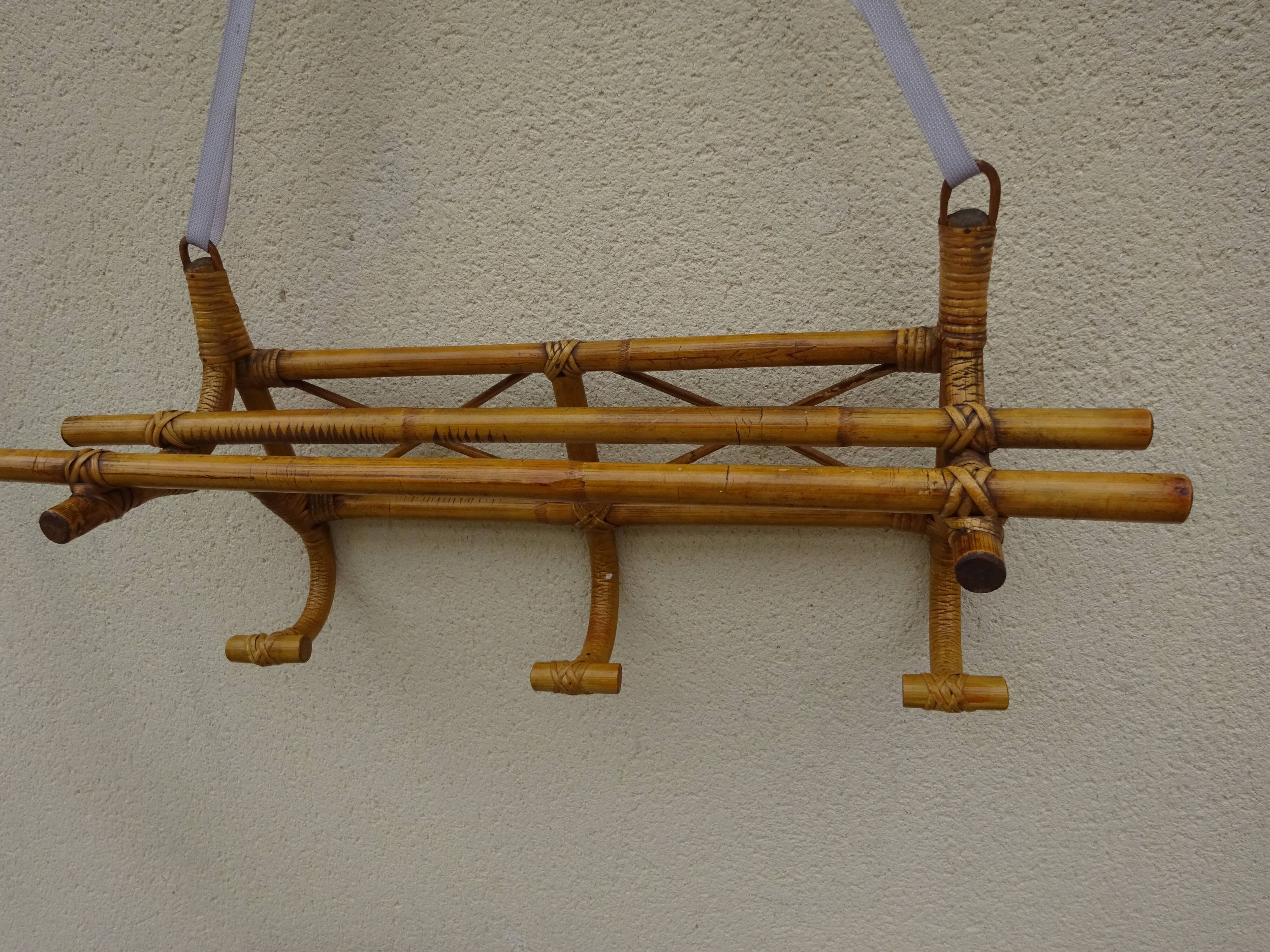 Vintage coat rack in rattan