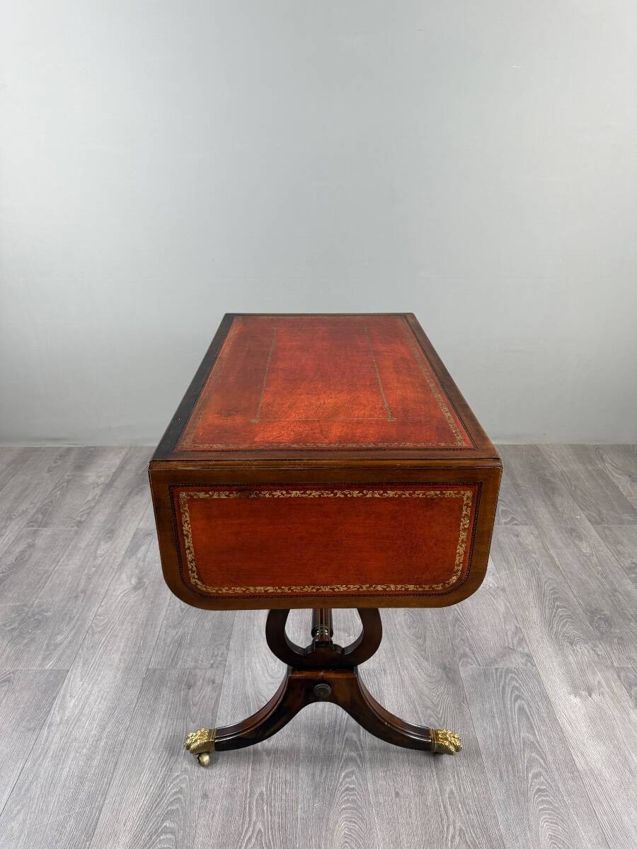 Table à jeux, bureau de style Empire en acajou, XIXe Siècle