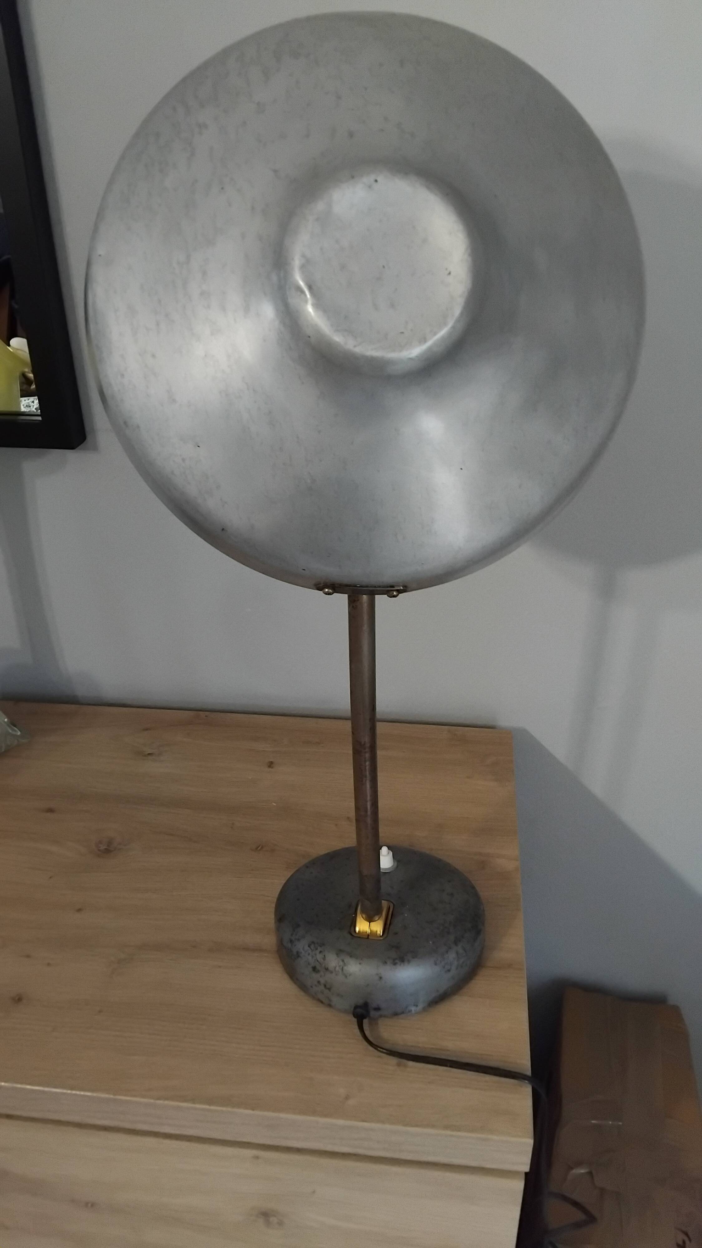 Vintage adjustable workshop lamp in aluminium from the 1930s.