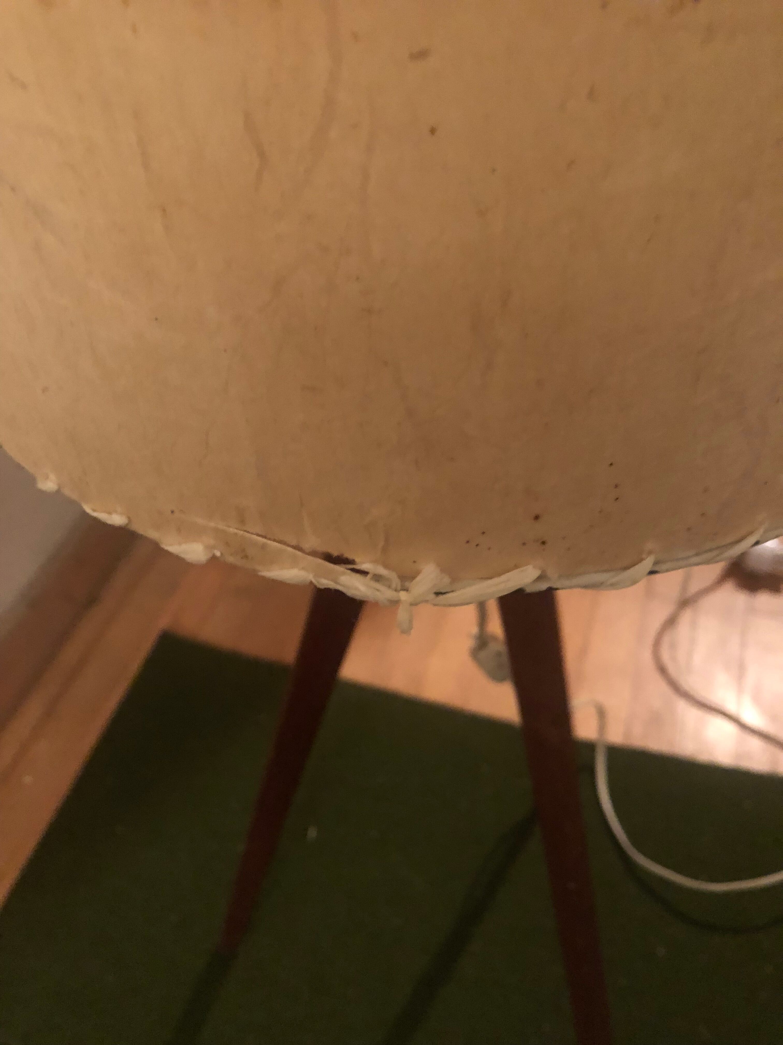 Scandinavian tripod floor lamp with 60s lampshade