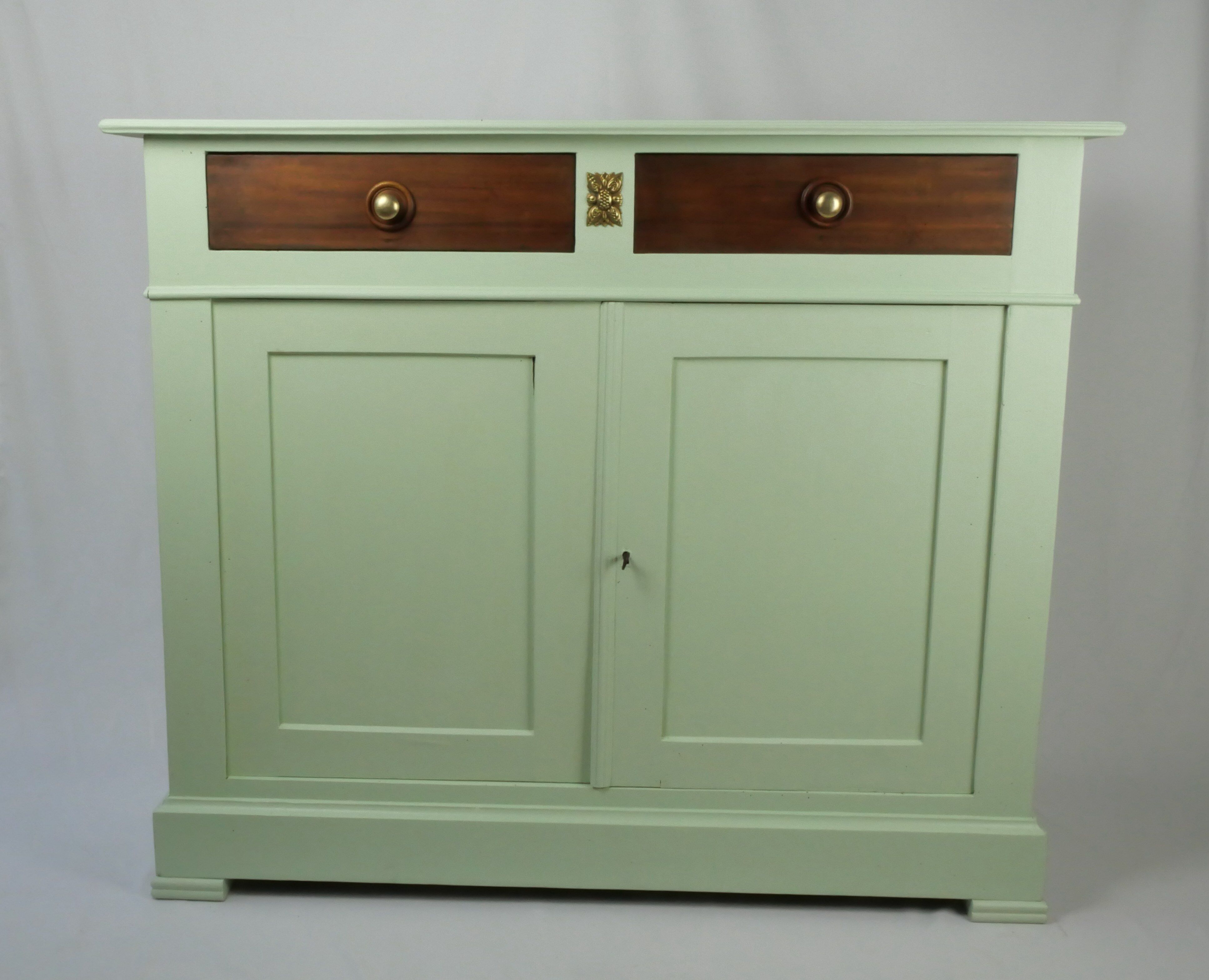 Wooden sideboard 2 doors