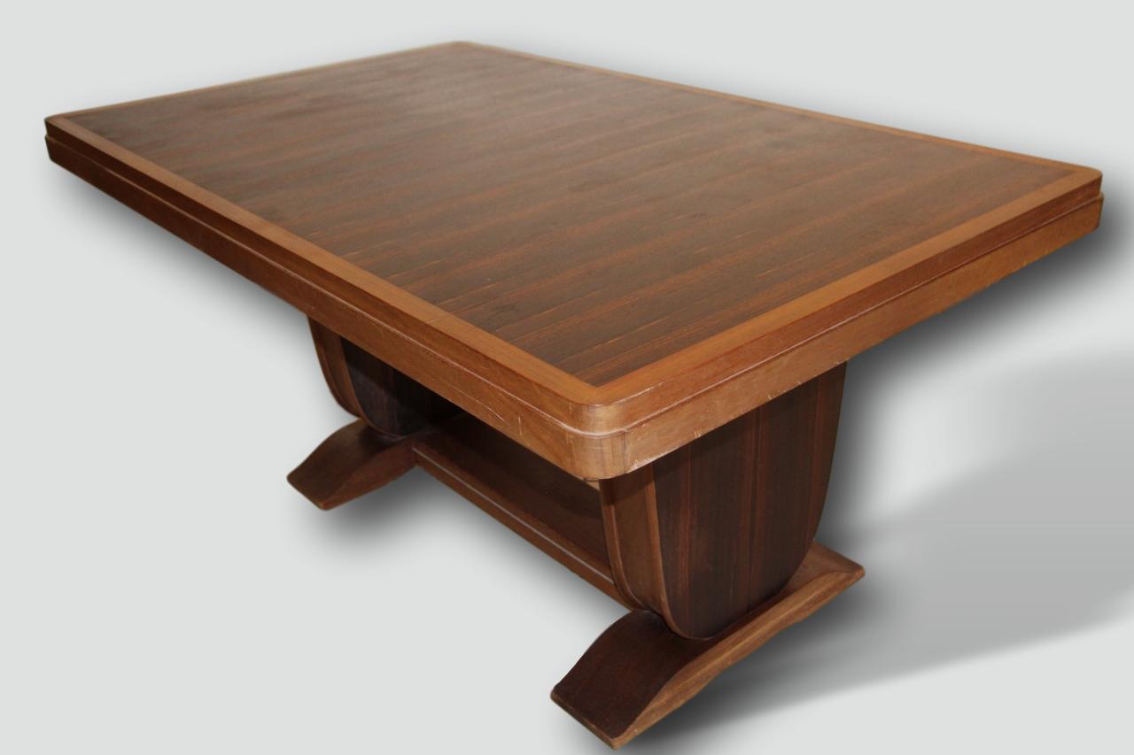 Art deco table in Macassar ebony