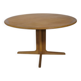 Table à manger en frêne Niels Møller du milieu du siècle des années 1970