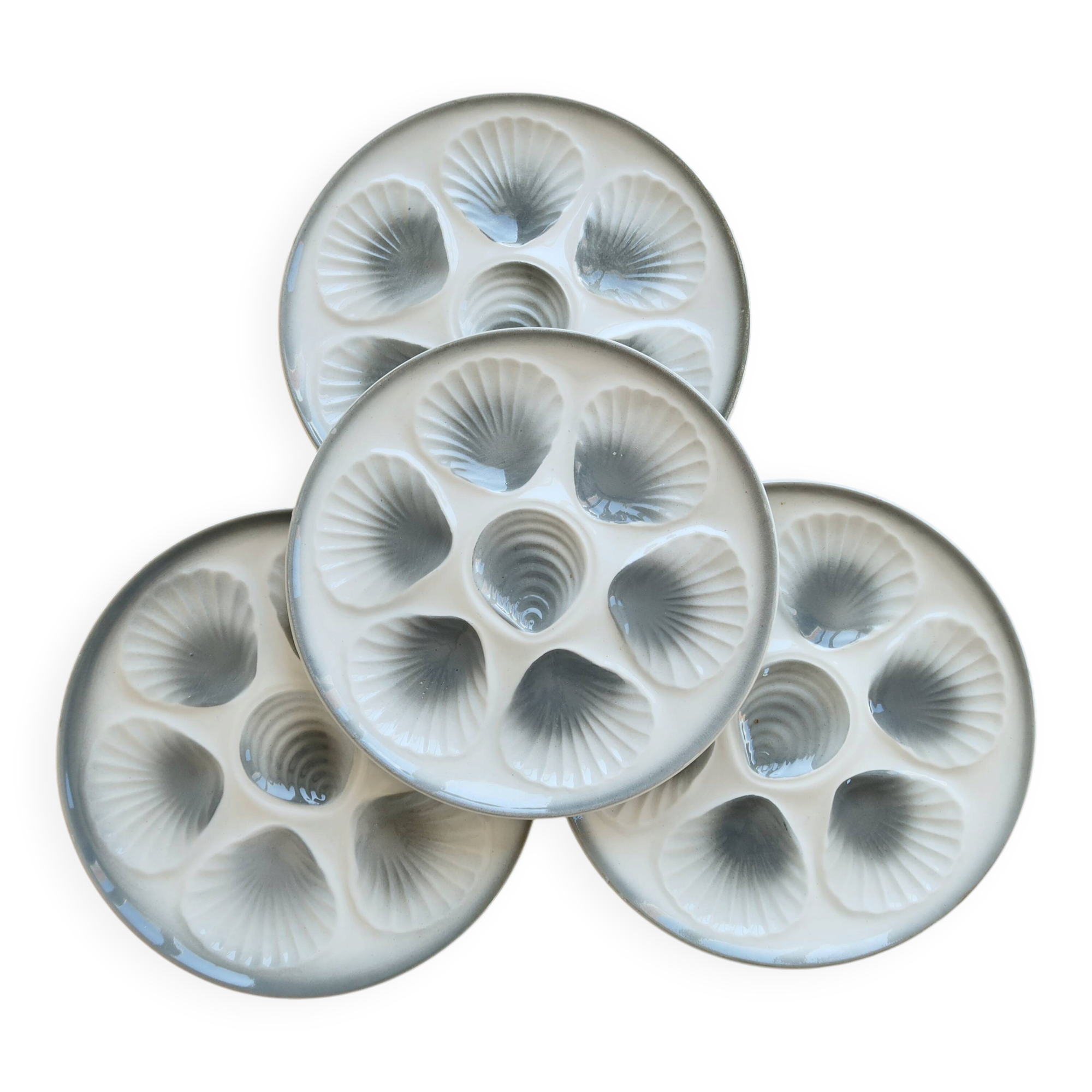4 vintage oyster plates Moulin des Loups earthenware in blue-grey gradient
