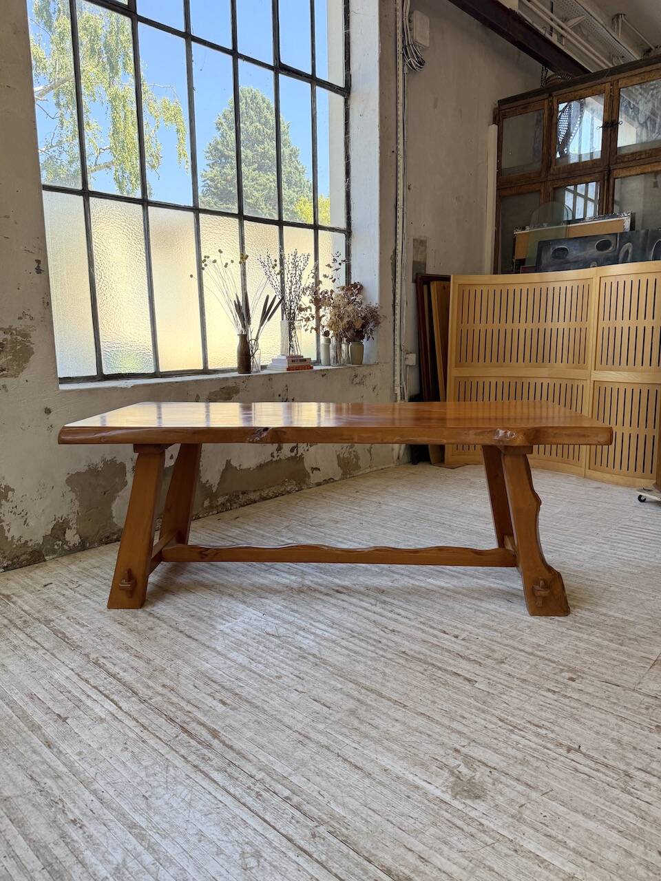 Aranjou farmhouse table in blond elm, 1950s