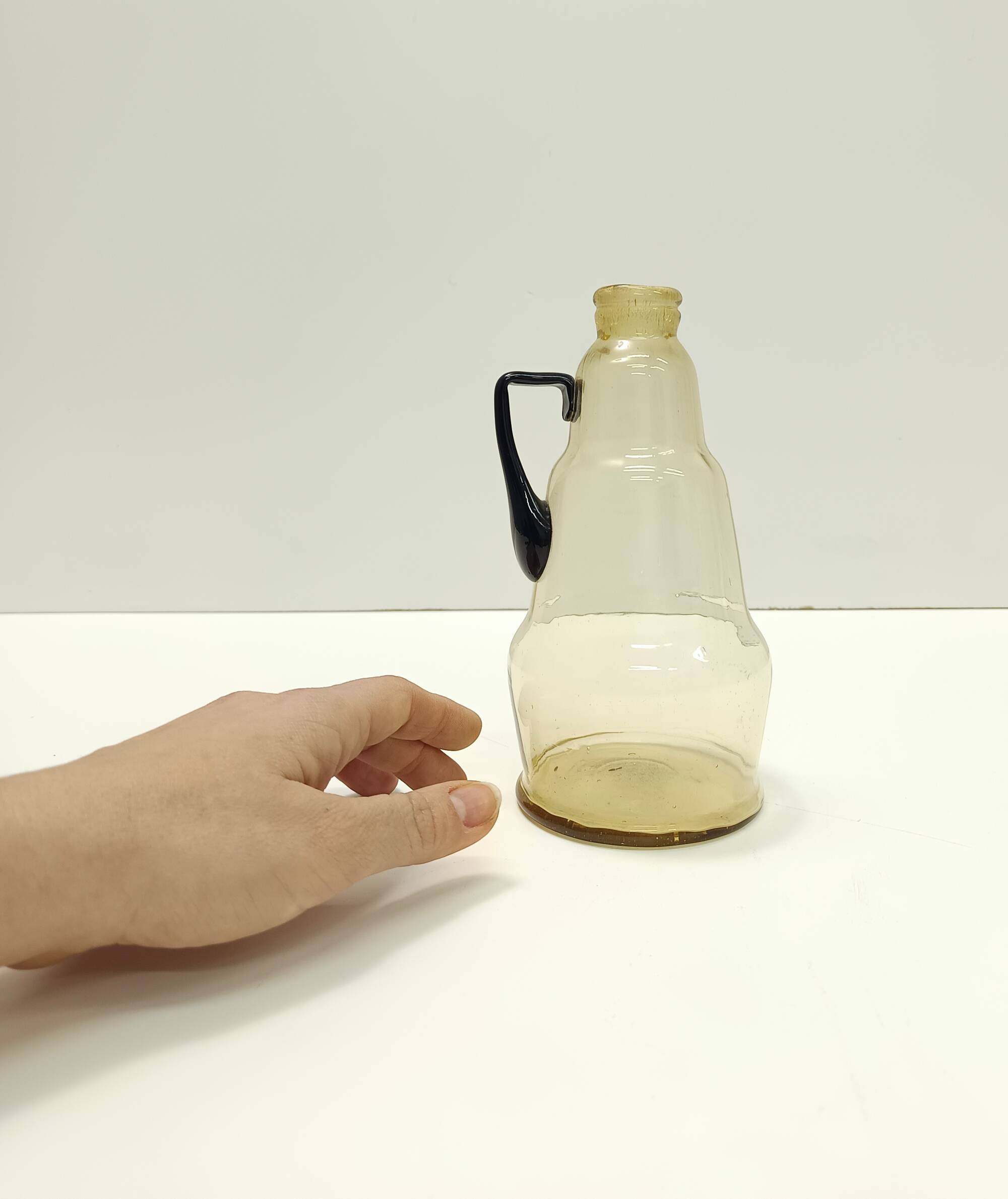 Straw Colored Murano Glass Pitcher Vase attr. to Vittorio Zecchin, Italy