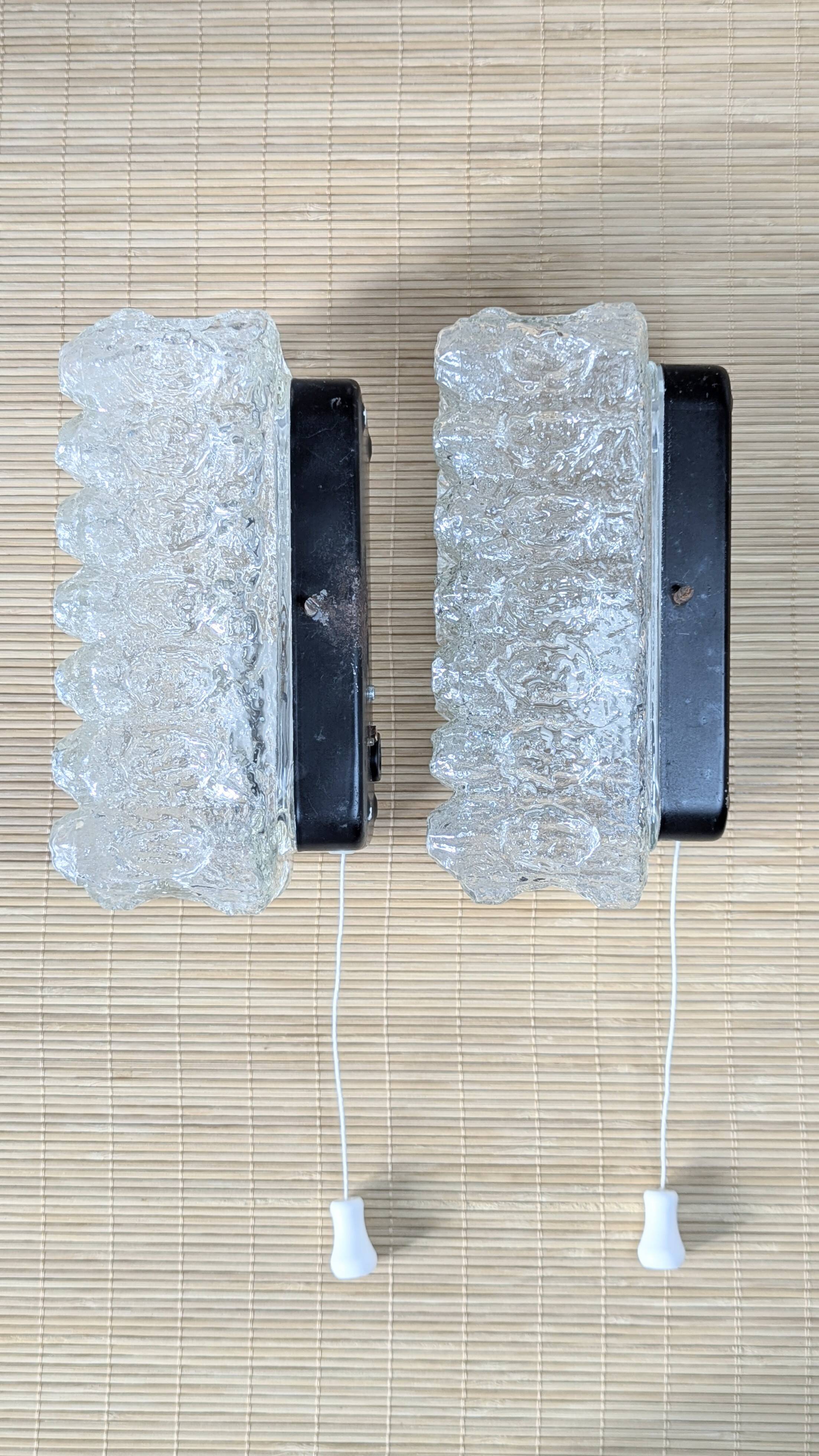 Appliques anciennes (L-0274)