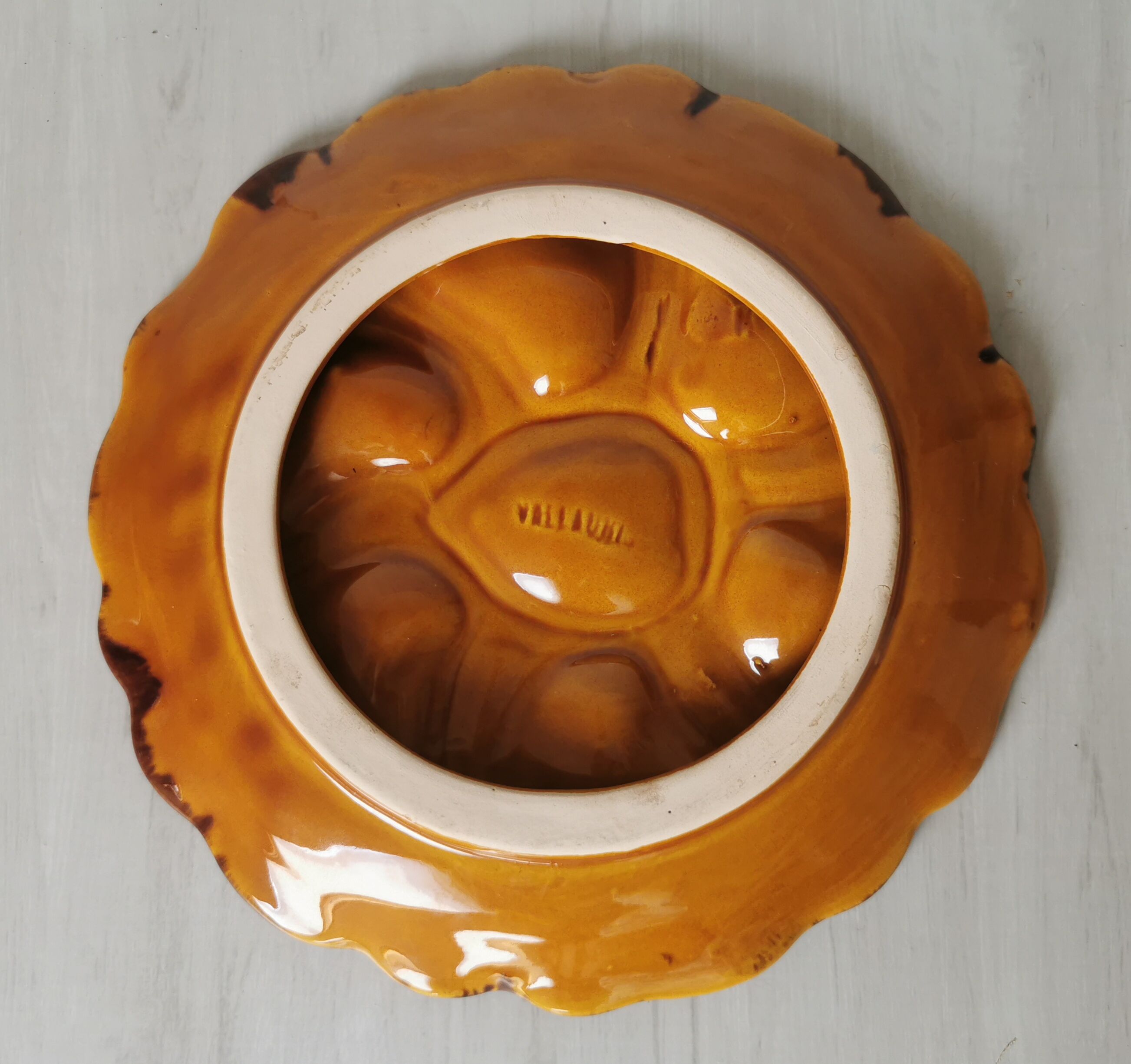 Vallauris oyster plates