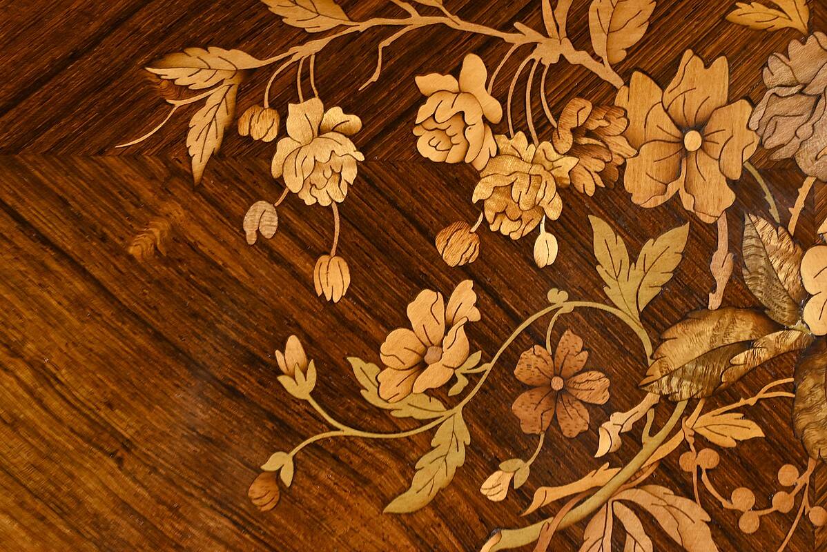 Marquetry system table, louis xvi style – 2nd half of the 19th century