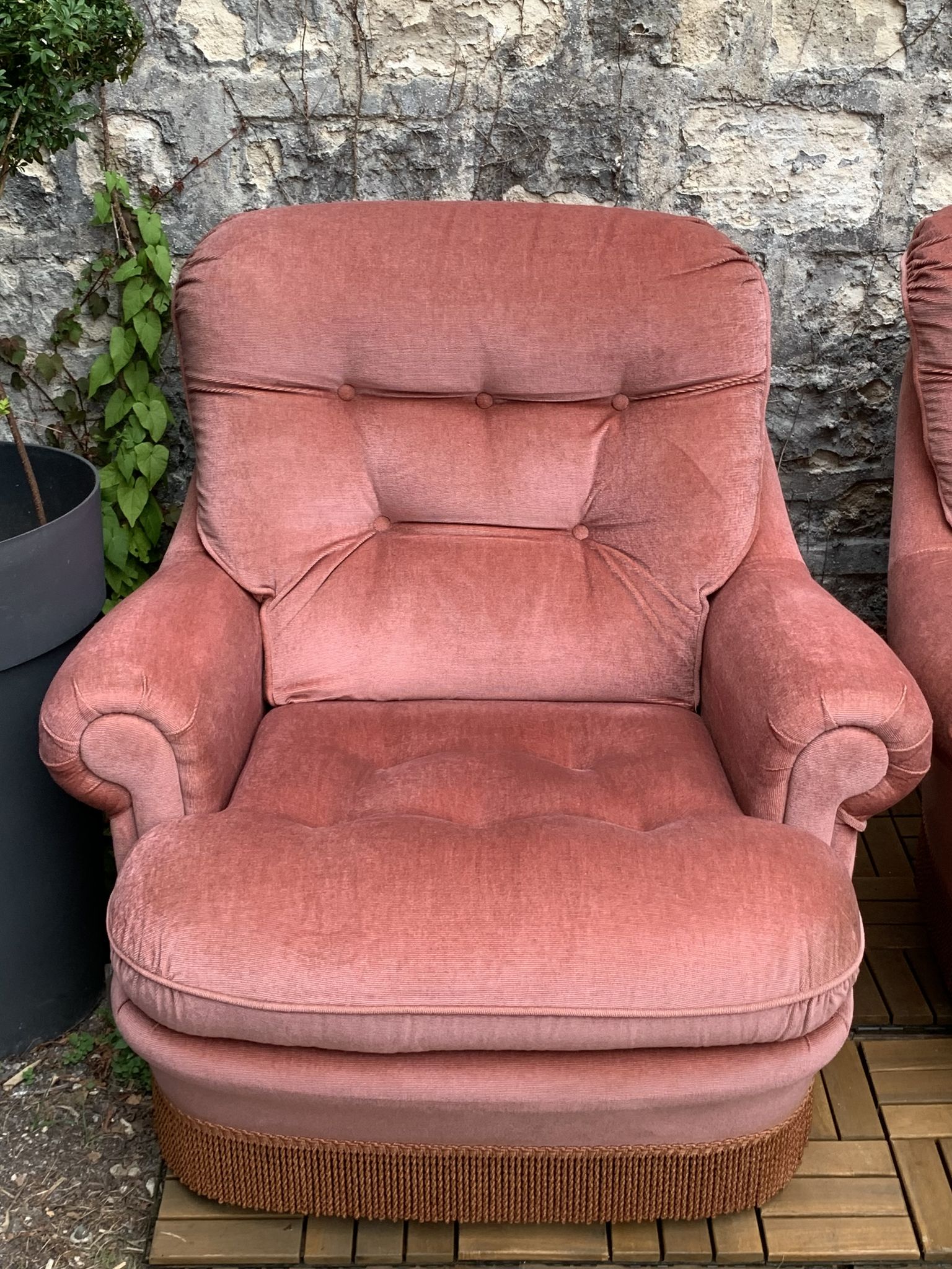 Pair of pink tufted velvet frog chairs 1970