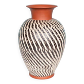 Vintage minimalist ceramic vase Wekara sgraffito