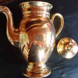 Chimera spout coffee pot in porcelain covered with gilding, Delvaux Paris