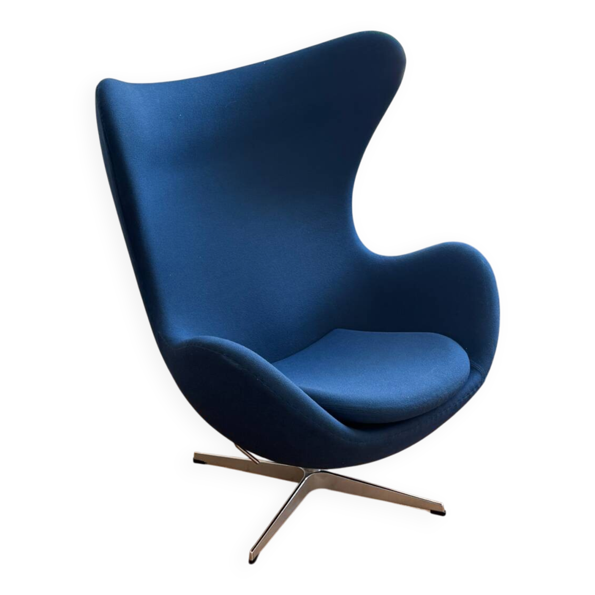 Egg Chair by Arne Jacobsen for Fritz Hansen