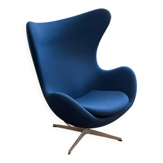Egg Chair by Arne Jacobsen for Fritz Hansen