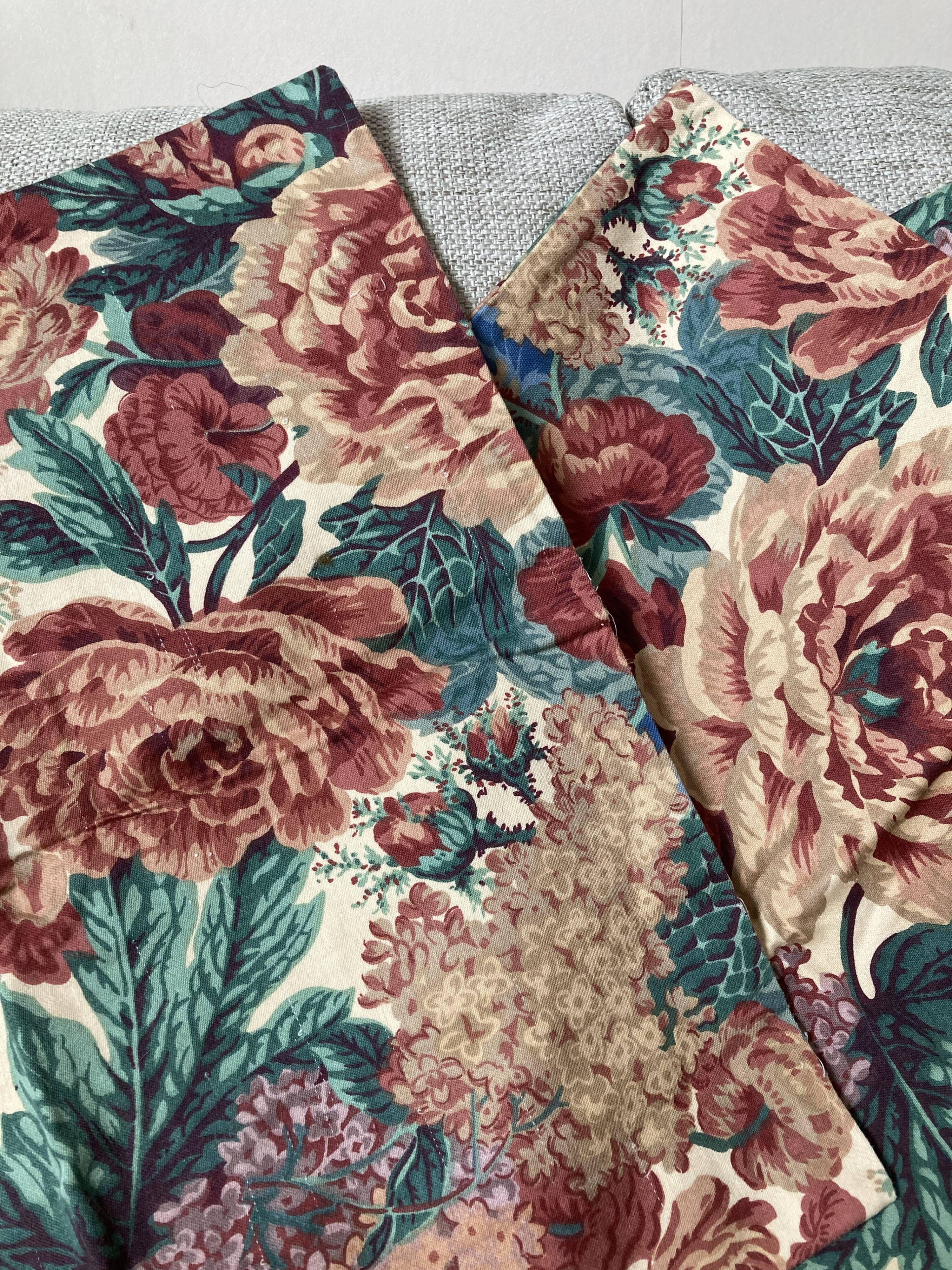 Set of 3 cushion covers in burgundy floral cotton