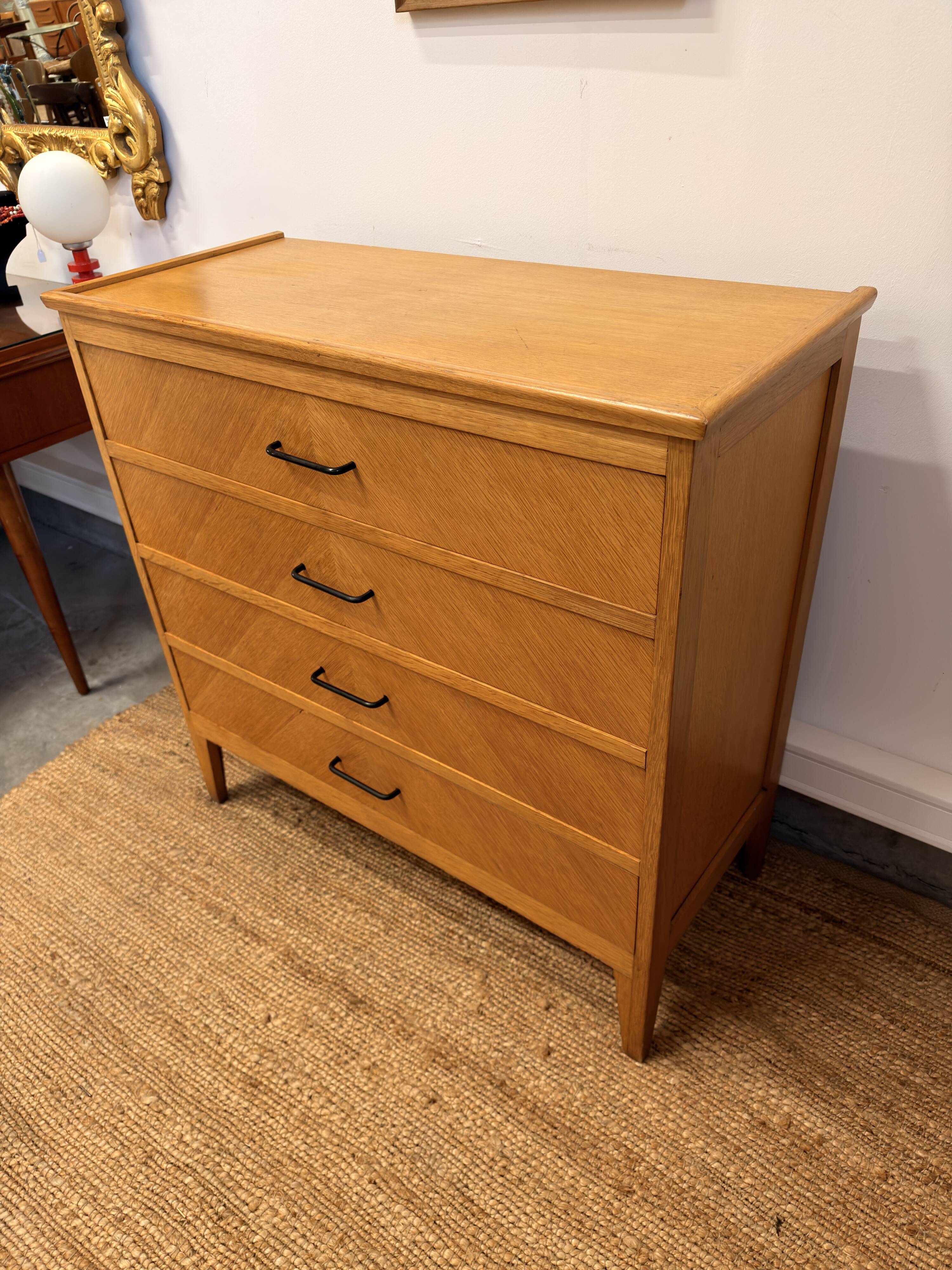 Commode pieds compas, années 50