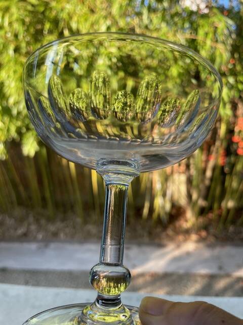 Set of 6 cut crystal champagne glasses with facets from Baccarat