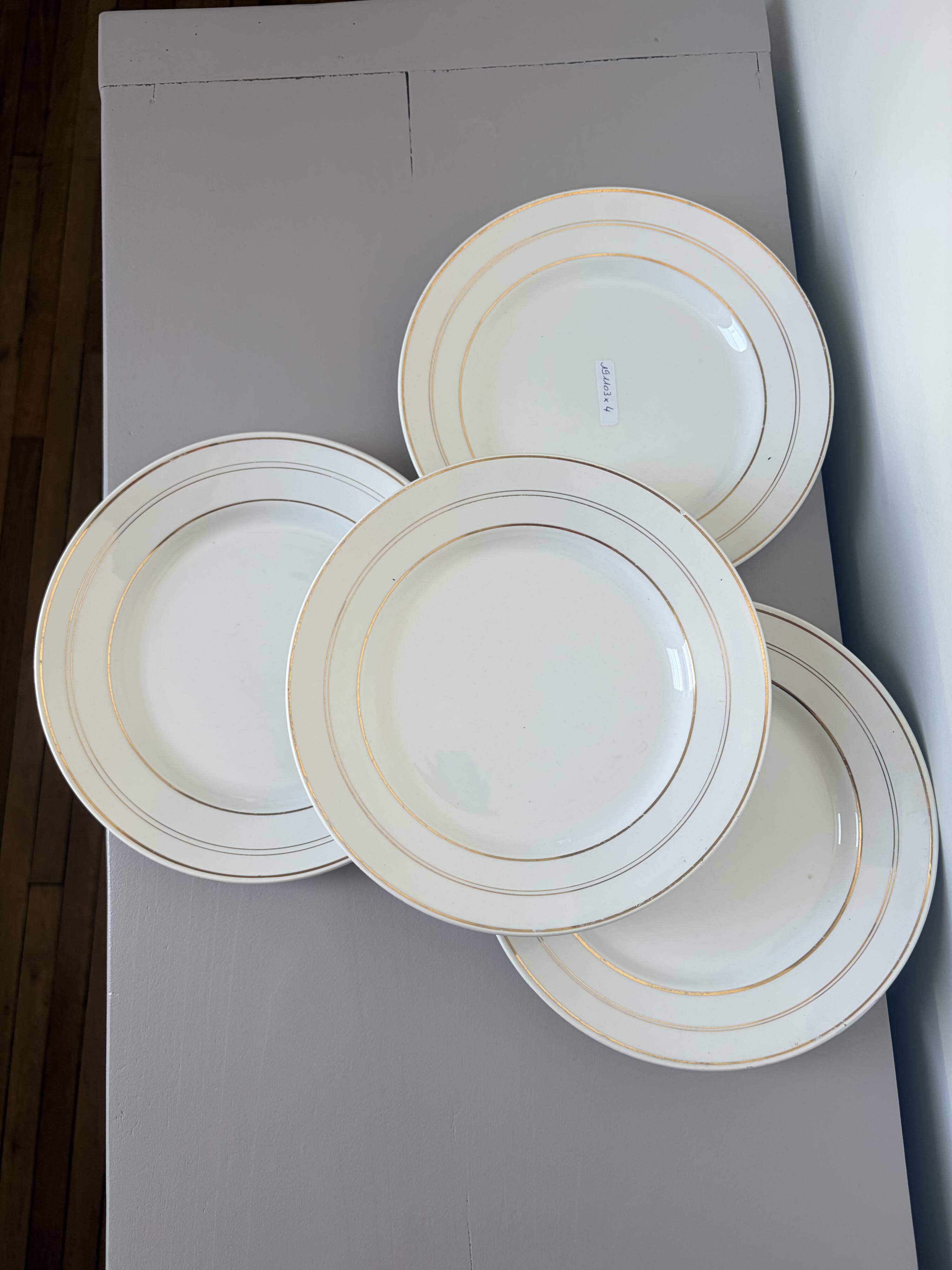4 vintage flat plates porcelain from St Amand 191103