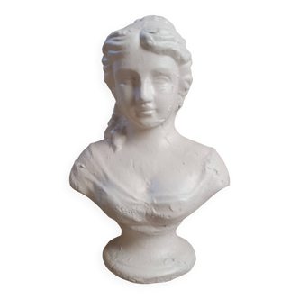 Bust of a young woman