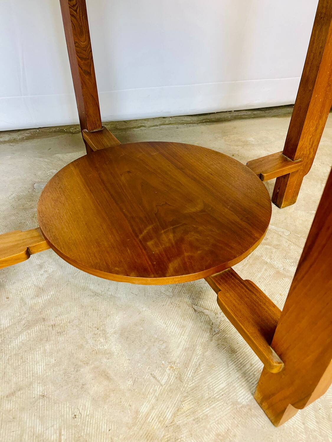 Art Deco round side table