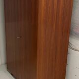 Armoire vintage pieds compas