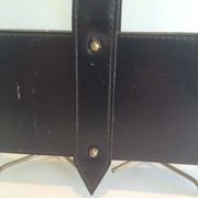 Porte-bouteilles en cuir, laiton et métal doré