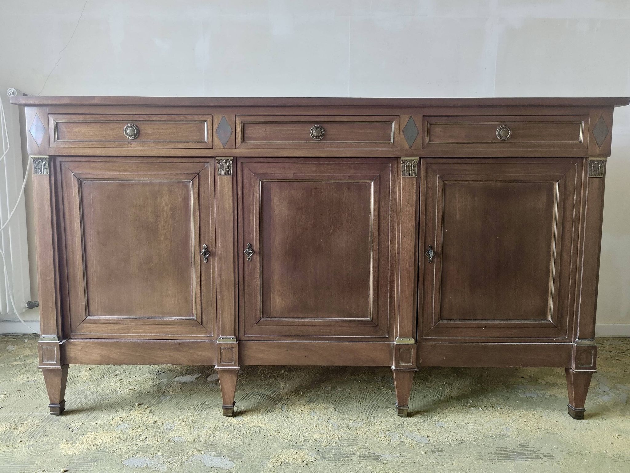 Buffet ancien en merisier - style Directoire - fin XIXe début XXe