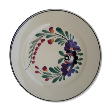 Plate on pedestal in sarreguemines model Rocroi diam 22.5 cm