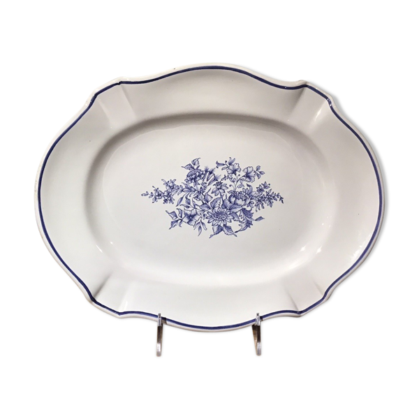 Plat en faïence de Moustier, blanc et bleu