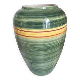 Ceramic vase