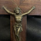 Croix 31cm Jesus en bois et fer 1974 chrétien crucifix catholique vintage ancien