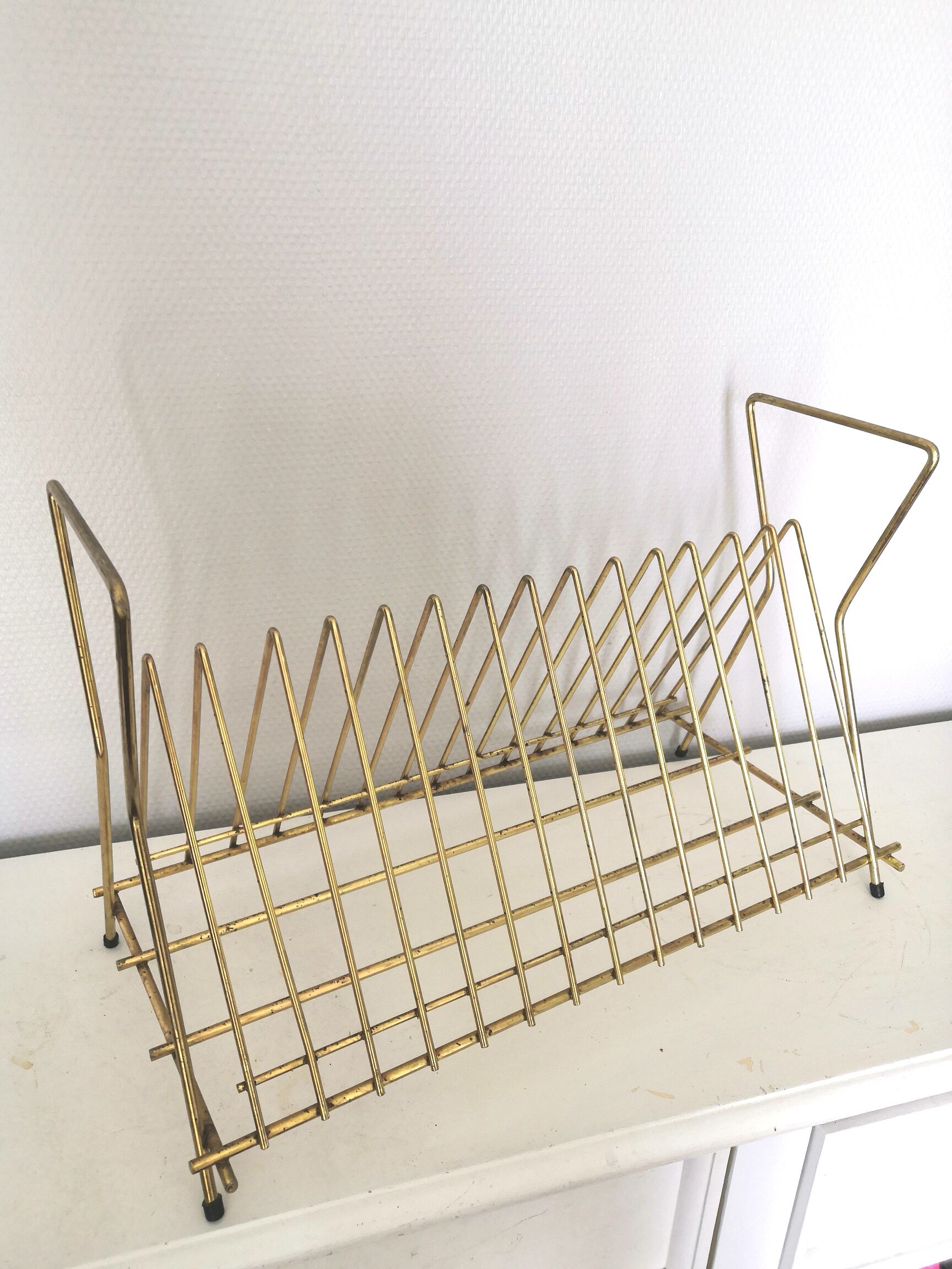 Porte vinyles acier doré années 60