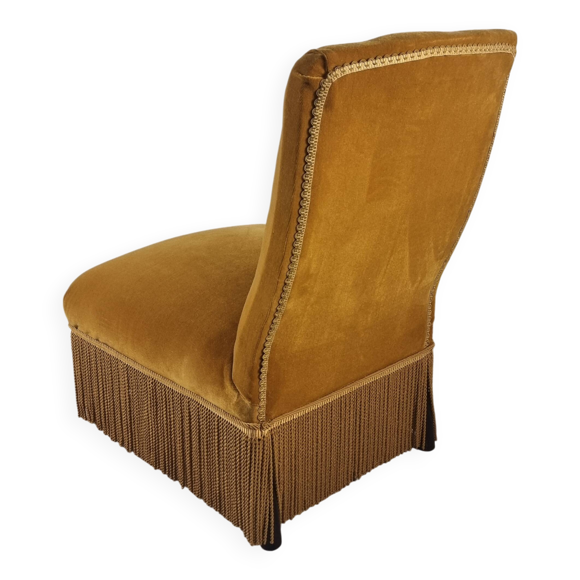 Vintage slipper chair