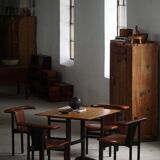 Antique Swedish table with a tilting top from the early 19th century in birch, 1800-1850s.