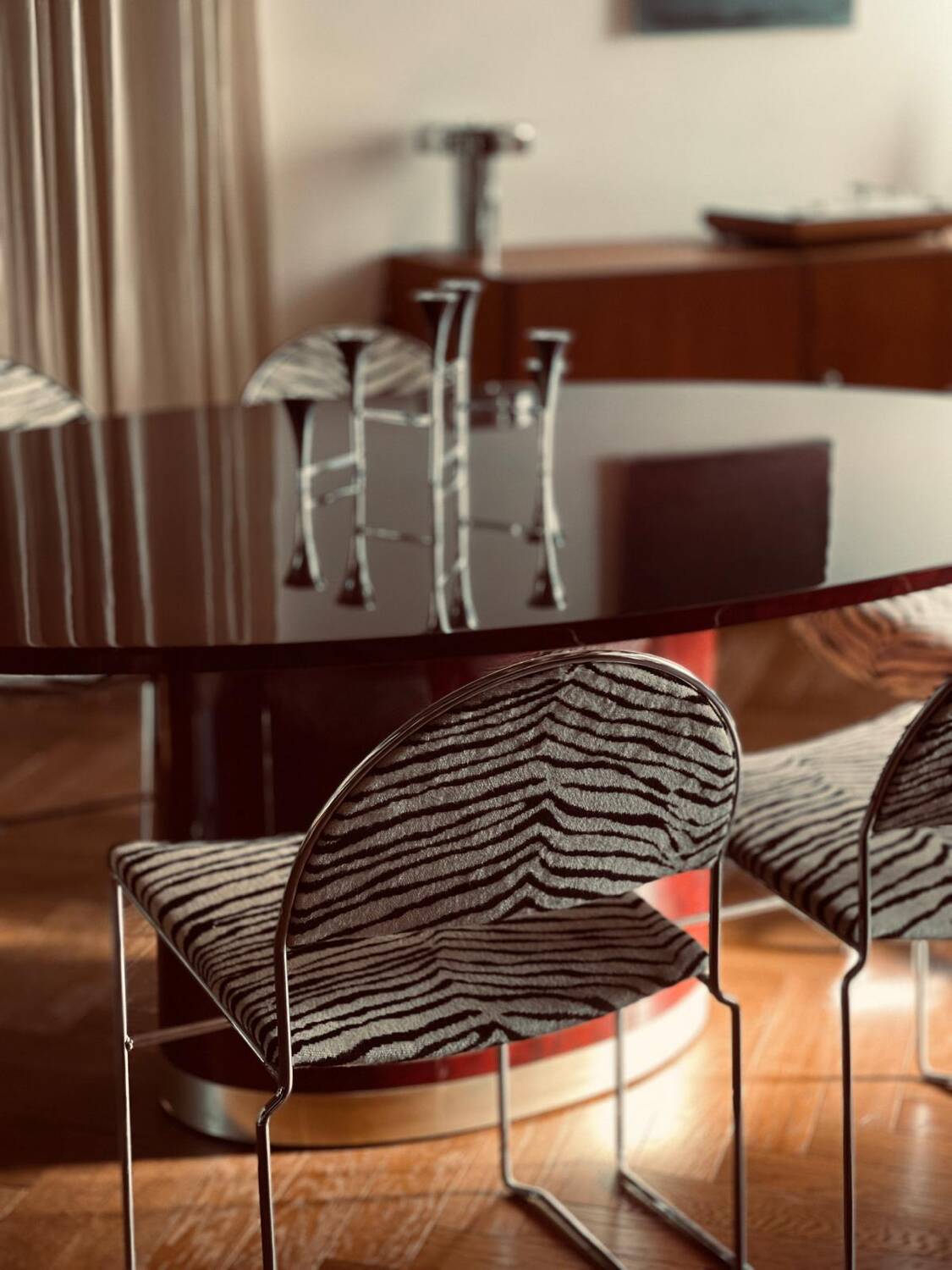 Vintage dining table by Jean-Claude Mahey for Roche Bobois – 1970s