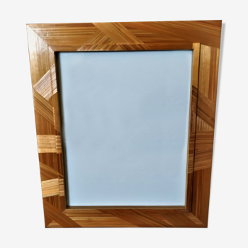 Frame with geometric pattern