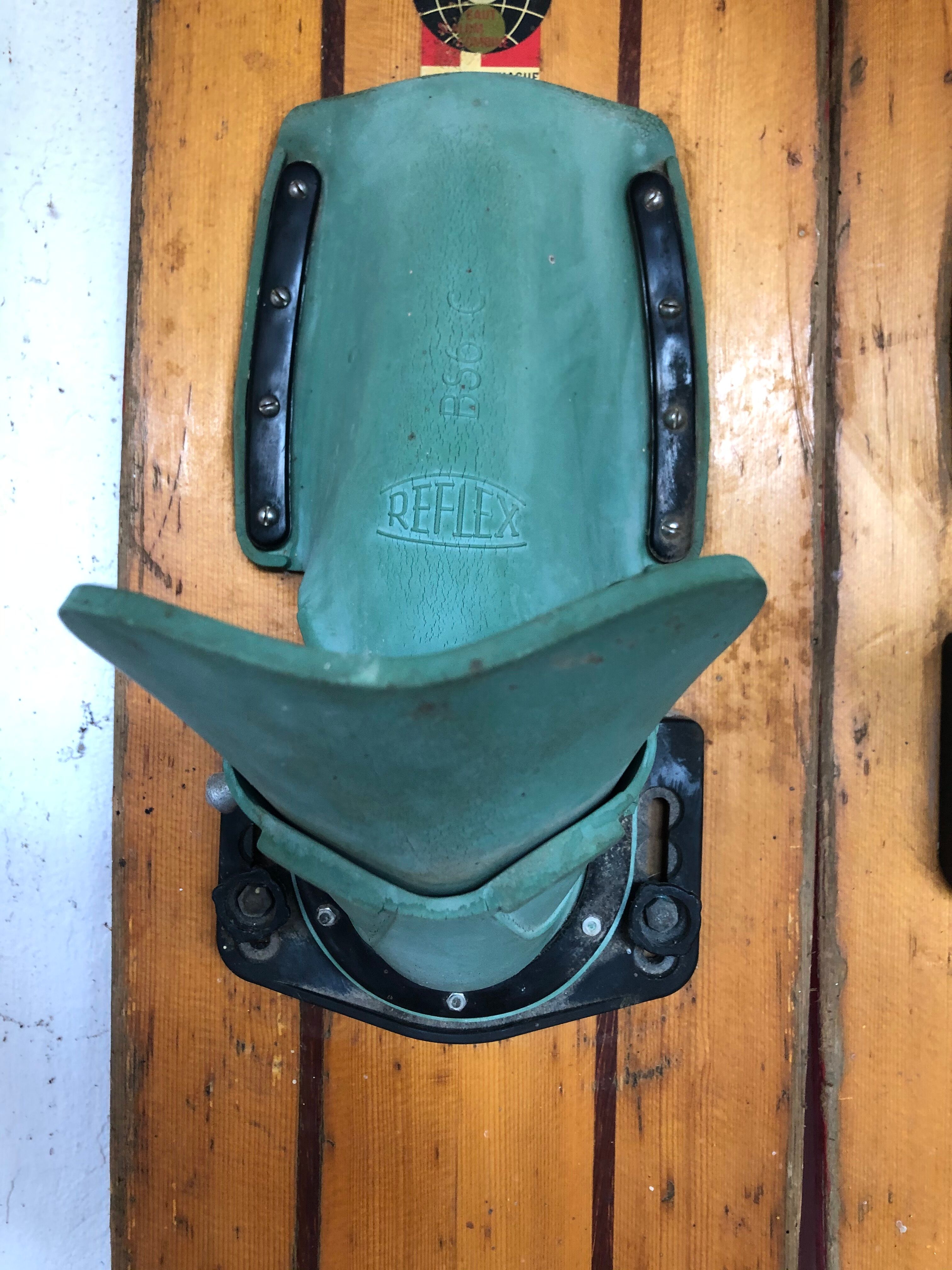 Paire de ski nautique en bois reflex vintage 1969