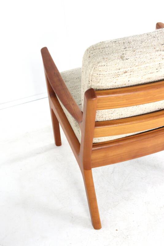Ole Wanscher for Poul Jeppesen Senator Chair | danish mid century design