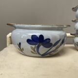 Set of 3 bowls + 1 large vintage ceramic pot