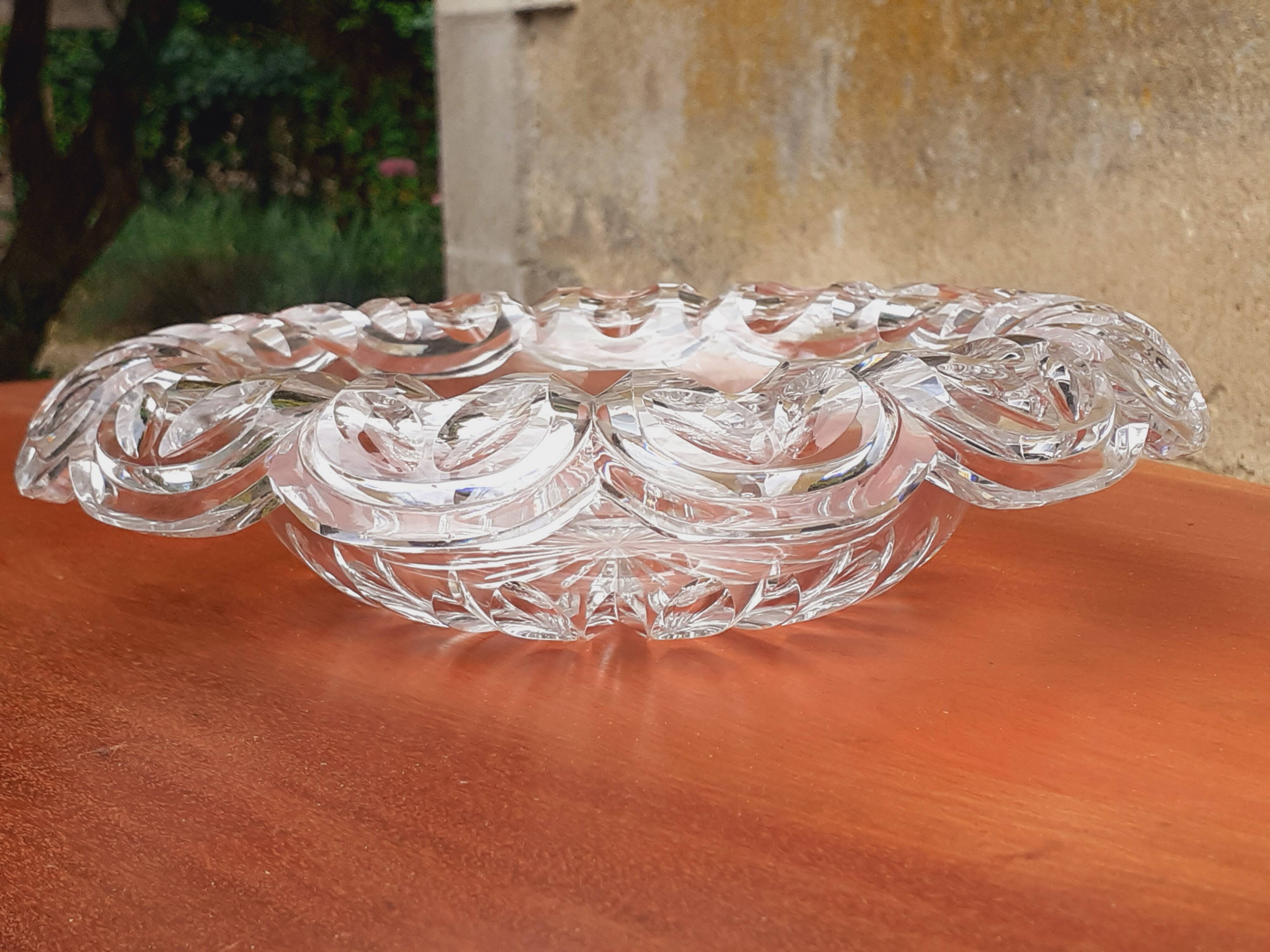 Bowl, Cut Crystal Centrepiece from Saint Louis